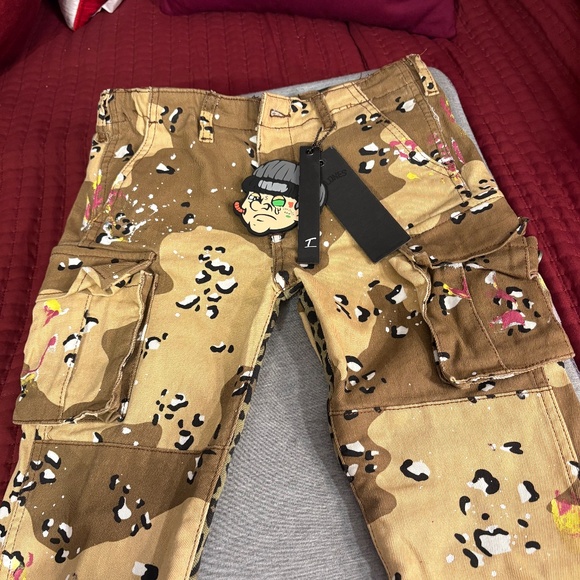 Tulones Cargo Pants Currency Collection - Picture 4 of 11